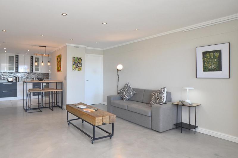 To Let 1 Bedroom Property for Rent in Bloubergstrand Western Cape